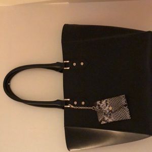 Black purse with removable coin purse